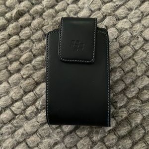 New Blackberry Belt Clip with Magnetic Clasp Black Color No Box or Tags